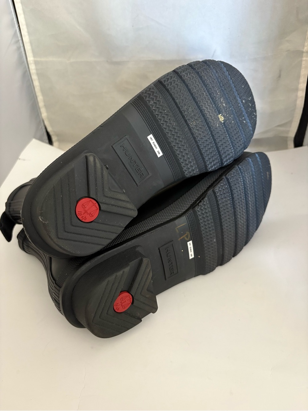 Hunter Chelsea style waterproof ankle rain boot 9 - Picture 7 of 8